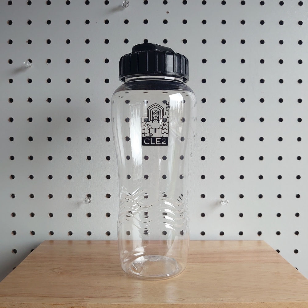 CLE2 Water Bottle With Flip Top Lid MADE IN USA
